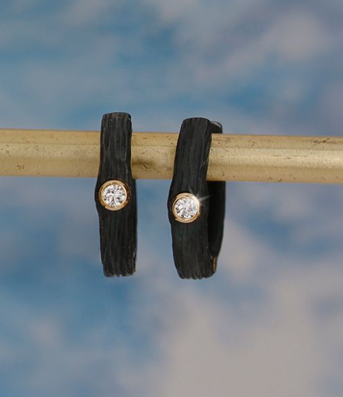 Sarah Graham Diamond in 18K Yellow Gold Hoop Earrings